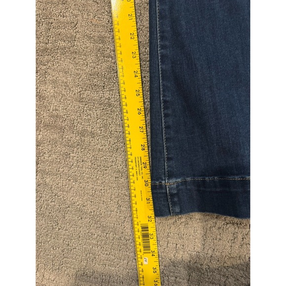 Judy Blue Size 22W Flare Jeans (G) - Picture 4 of 6